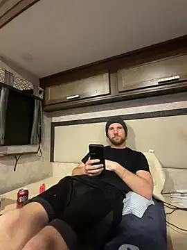 SparkledExtern online show from February 1, 6:34 am