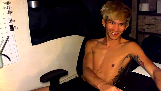 jhaycobXgarcia online show from March 31, 6:03 am