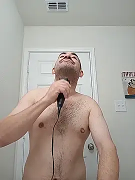 Snapshot of CumDumpPig83 chatting on February 8, 8:12 pm CumDumpPig83 online show from February 8, 8:12 pm