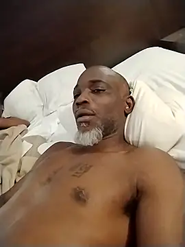 MRSTROKEIT7878 online show from December 17, 2:50 am