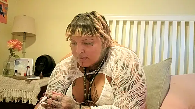 succubussy666 online show from August 8, 5:59 pm