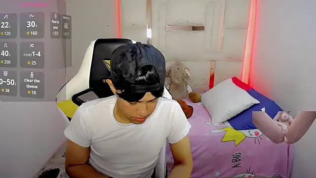 Luky twink online show from January 19, 3:21 am