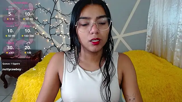 valkydoll2 online show from January 19, 10:30 am