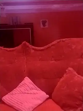 Snapshot of SHARLOT2427 chatting on December 17, 2:50 am SHARLOT2427 online show from December 17, 2:50 am