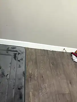 MrRedOne online show from December 17, 5:46 am