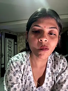 Snapshot of lovebirds696968 chatting on December 17, 6:03 pm lovebirds696968 online show from December 17, 6:03 pm