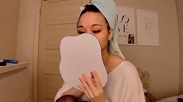 Snapshot of janeLoveSweetHeart chatting on March 7, 10:18 pm janeLoveSweetHeart online show from March 7, 10:18 pm