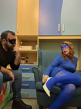 MyDarkRoom online show from February 14, 10:50 pm