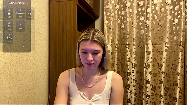 SkyeDavis online show from January 7, 7:05 pm