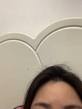 Snapshot of lululuaaa chatting on February 13, 2:02 pm lululuaaa online show from February 13, 2:02 pm