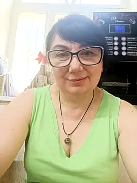 MariSwan222 online show from July 12, 7:10 am