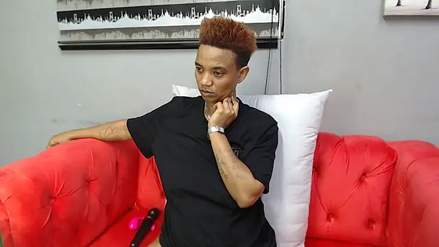 JANIELEE8x online show from December 19, 11:34 pm