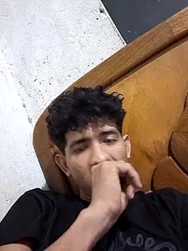 adexe23 online show from December 21, 2:51 am