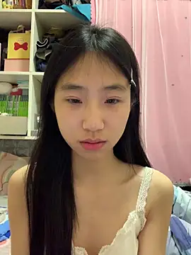 Snapshot of hanhan-oooooo chatting on December 17, 1:50 pm hanhan-oooooo online show from December 17, 1:50 pm