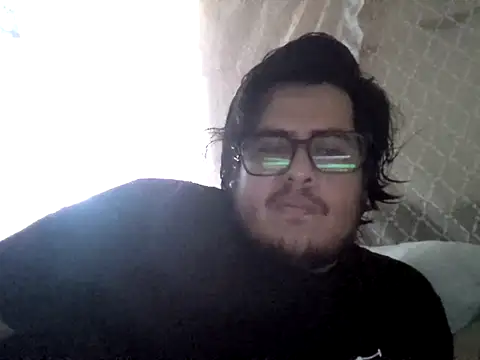 Snapshot of Velvec97 chatting on December 14, 9:30 pm Velvec97 online show from December 14, 9:30 pm