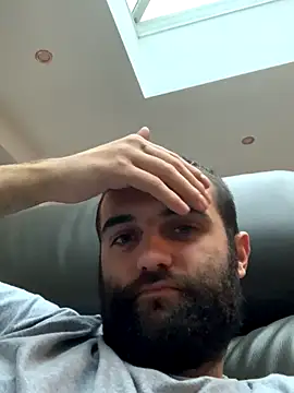 Snapshot of mrfindom chatting on December 21, 2:46 pm mrfindom online show from December 21, 2:46 pm