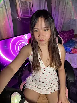 Snapshot of Your_Anal_Amberr chatting on April 14, 3:56 am Your Anal Amberr online show from April 14, 3:56 am