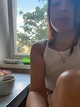 Snapshot of Lira_Fayeee chatting on June 12, 3:05 am Lira Fayeee online show from June 12, 3:05 am
