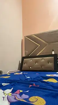 Snapshot of sugarspicey chatting on April 13, 5:24 am sugarspicey online show from April 13, 5:24 am