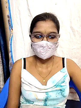 Snapshot of Nithya_Nith chatting on February 4, 6:25 pm Nithya Nith online show from February 4, 6:25 pm