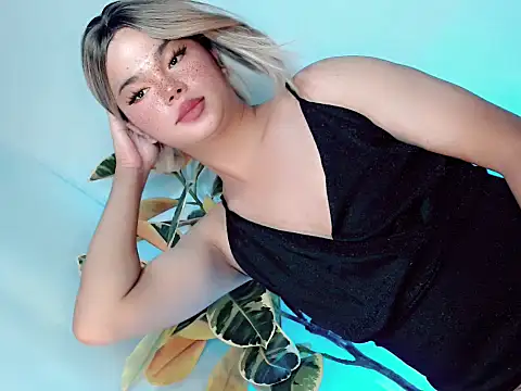 Shaneloveme online show from June 4, 7:31 pm