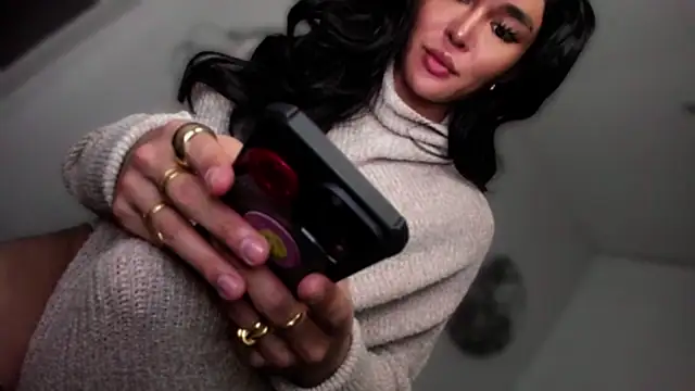 Snapshot of mxshemale_ladyboy chatting on January 7, 12:57 am mxshemale ladyboy online show from January 7, 12:57 am