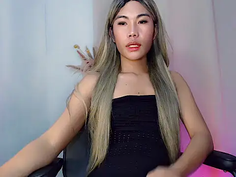 MIASEX980271 online show from March 30, 7:37 pm