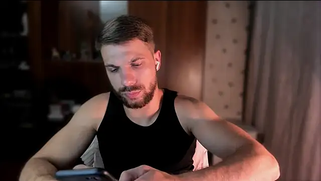 Snapshot of Tony_Wolf chatting on July 17, 8:14 pm Tony Wolf online show from July 17, 8:14 pm