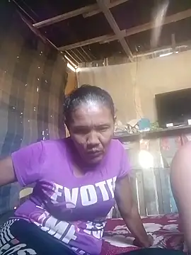 Snapshot of sara_milf777 chatting on January 6, 7:06 pm sara milf777 online show from January 6, 7:06 pm