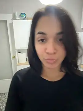 MiaMorenoo online show from January 14, 5:29 pm