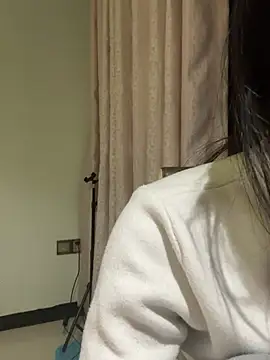 mengmeng776 online show from February 9, 1:37 pm