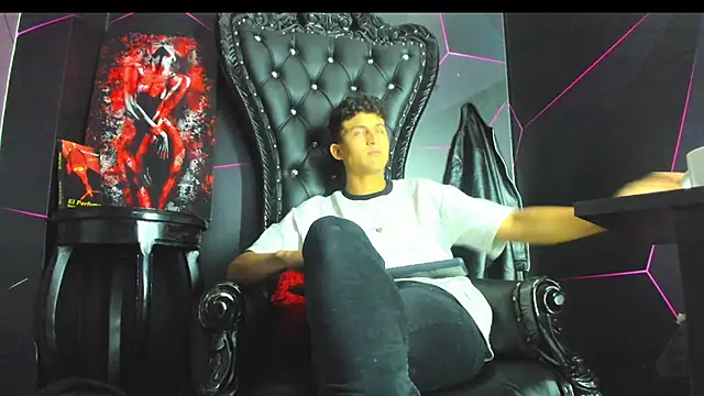 Ethan Waalker online show from February 7, 2:59 am