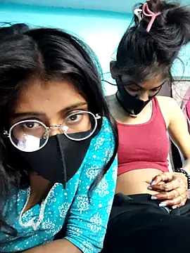 Snapshot of Aaradhya-Rani chatting on February 27, 7:52 am Aaradhya-Rani online show from February 27, 7:52 am