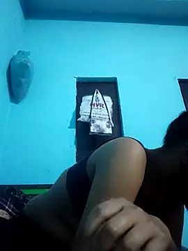 Snapshot of Aaradhya-Rani chatting on March 9, 6:45 pm Aaradhya-Rani online show from March 9, 6:45 pm