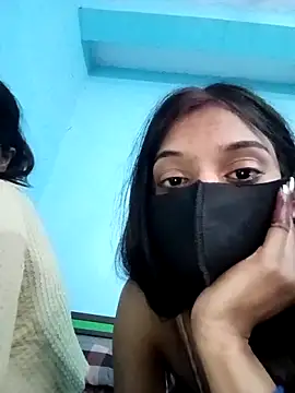 Snapshot of Aaradhya-Rani chatting on March 21, 8:19 am Aaradhya-Rani online show from March 21, 8:19 am