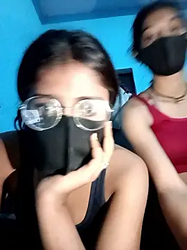 Snapshot of Aaradhya-Rani chatting on March 27, 8:08 pm Aaradhya-Rani online show from March 27, 8:08 pm