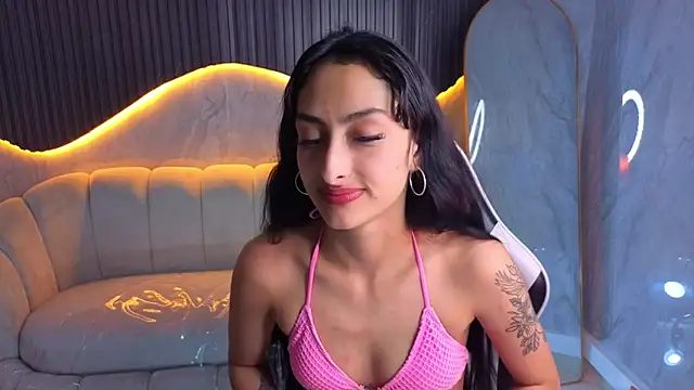 Snapshot of Tifany_Tx chatting on February 19, 1:12 am Tifany Tx online show from February 19, 1:12 am