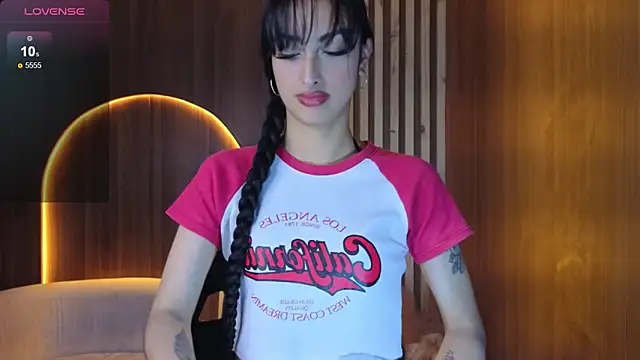 Snapshot of Tifany_Tx chatting on February 25, 7:45 pm Tifany Tx online show from February 25, 7:45 pm