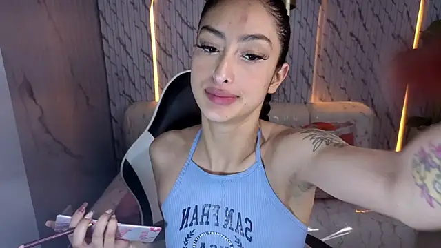 Snapshot of Tifany_Tx chatting on February 27, 12:38 pm Tifany Tx online show from February 27, 12:38 pm