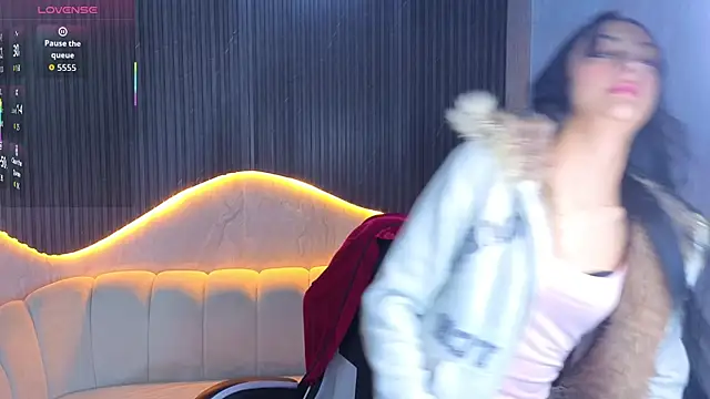 Snapshot of Tifany_Tx chatting on March 12, 12:33 pm Tifany Tx online show from March 12, 12:33 pm