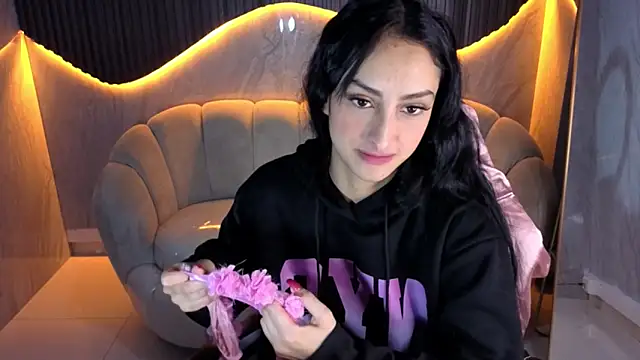 Snapshot of Tifany_Tx chatting on March 25, 12:33 pm Tifany Tx online show from March 25, 12:33 pm