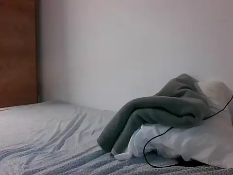 sweetpinoy2027 online show from February 17, 3:40 pm