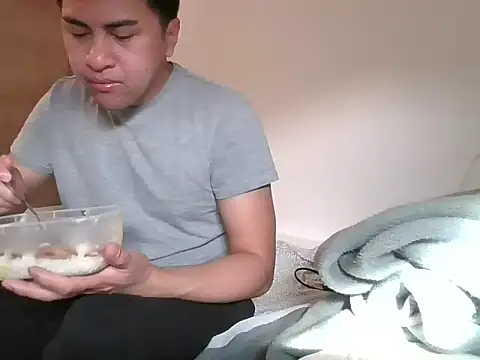 sweetpinoy2027 online show from February 23, 8:55 am