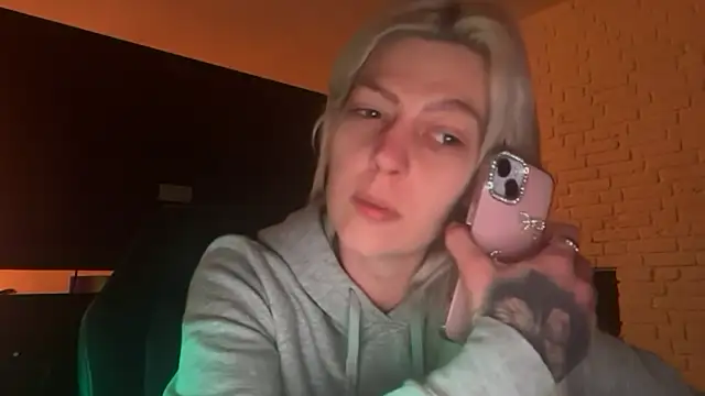 Melina Diamond online show from January 6, 3:32 am