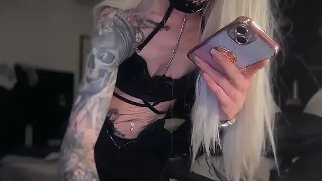 Melina Diamond online show from March 19, 11:53 pm