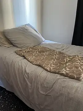 Snapshot of LiaCuti chatting on February 14, 10:56 am LiaCuti online show from February 14, 10:56 am