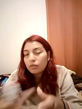 LUNARB23 online show from December 19, 1:34 am