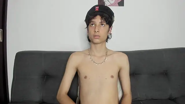 cirosky elchicopolla online show from January 12, 3:45 am