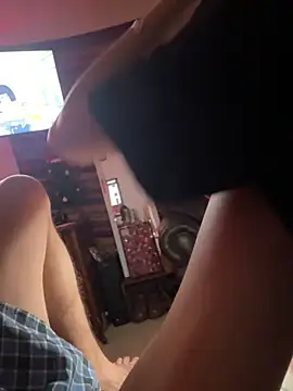 wowzer him online show from December 16, 5:56 am