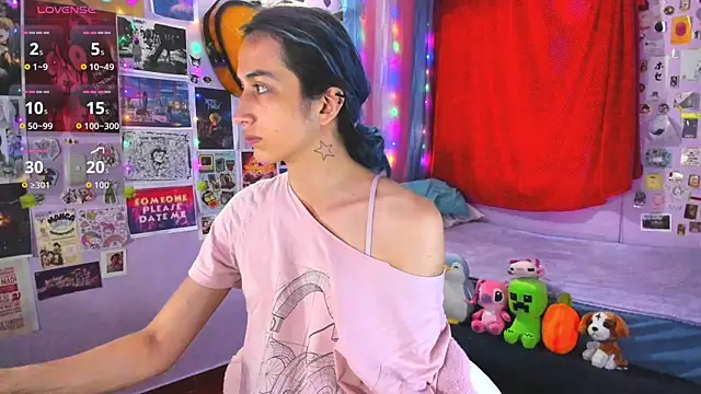 Snapshot of Elis-Darling chatting on July 27, 10:39 pm Elis-Darling online show from July 27, 10:39 pm
